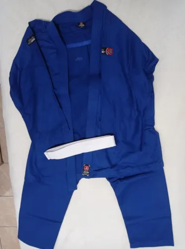 Kimono judo jiu jitsu