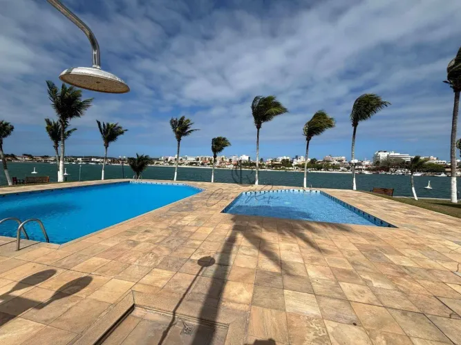 Casa com 3 dormitórios à venda, 180 m² por R$ 710.000,00 - Gamboa - Cabo Frio/RJ
