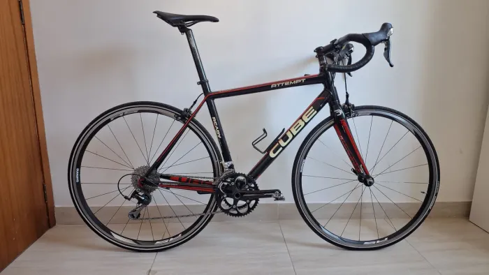 Speed Cube Attempt - Grupo Shimano 105 - Tamanho 56 (Grande)