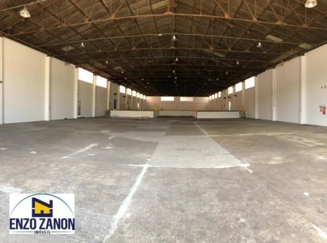 Galpão para alugar, 2400 m² - Conceição - Diadema/SP