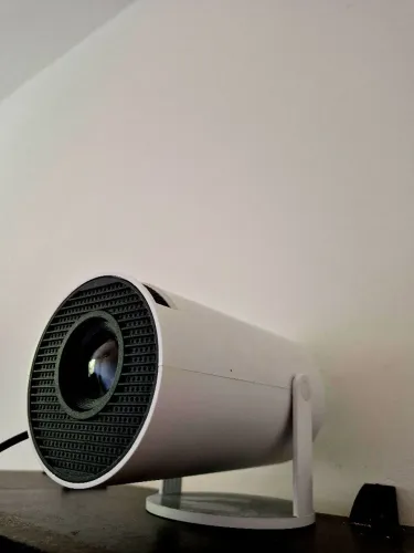 Projetor portátil seminovo