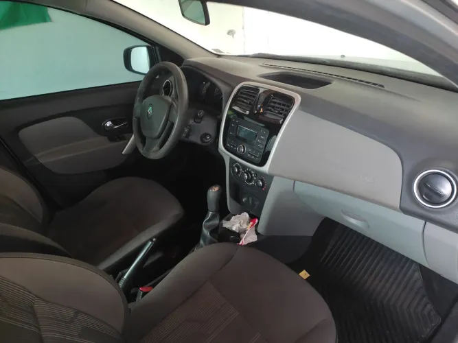 Renault Logan Expression Hi-flex 1.6 8V 4P 2016