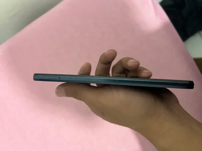 MOTO e22 - USADO