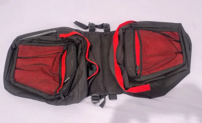Vendo Alforge de bicicleta, limpo e bem cuidado.