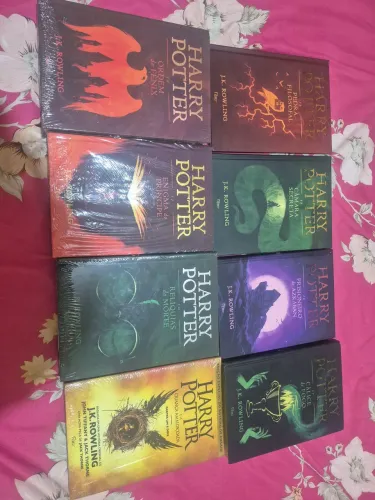 Livros da saga principal de Harry Potter em edição especial