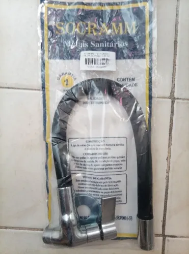 Torneira Cozinha Socramm Flexível Parede Preta Monocromada BH/MG