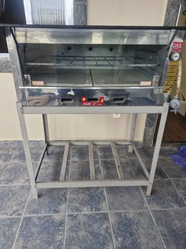 Forno Industrial a Gás 80x60 Guilhotina C/ Pedra Refratária E Cavalete - Metalmaq