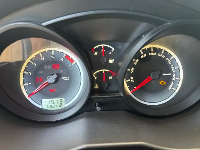 Ford Fiesta 1.6 8V Flex/class 1.6 8V Flex 5P 2012