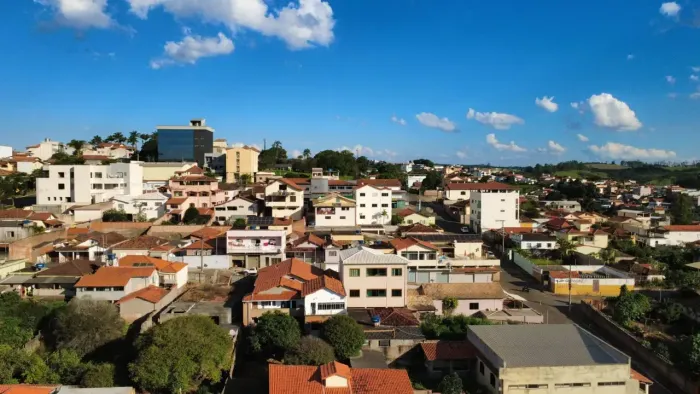 Casa com 5 quartos, Quintal no Bairro São Lucas, Entre Rios de Minas