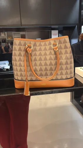 Bolsa nova SCHUTZ