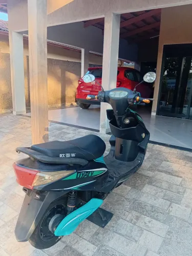 Vende-se scooter eletrica
