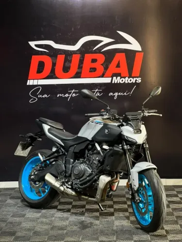 YAMAHA MT 07 2026