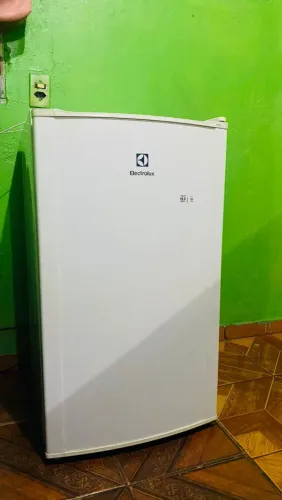Frigobar seminovo 