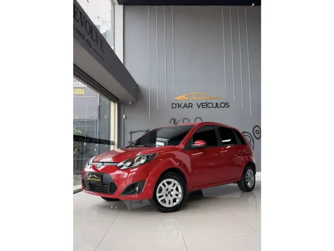 Ford Fiesta 1.0 Rocam SE Plus Hatch 8V Flex 4P Manual 2014