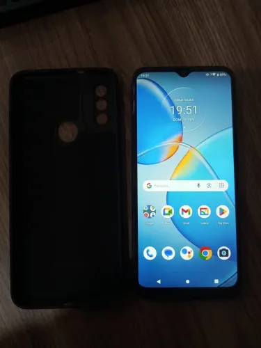 Celular Motorola E20