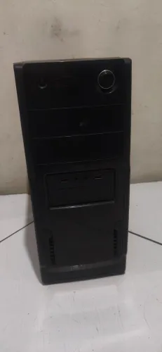 Gabinete ATX 4 baias, ótimo estado