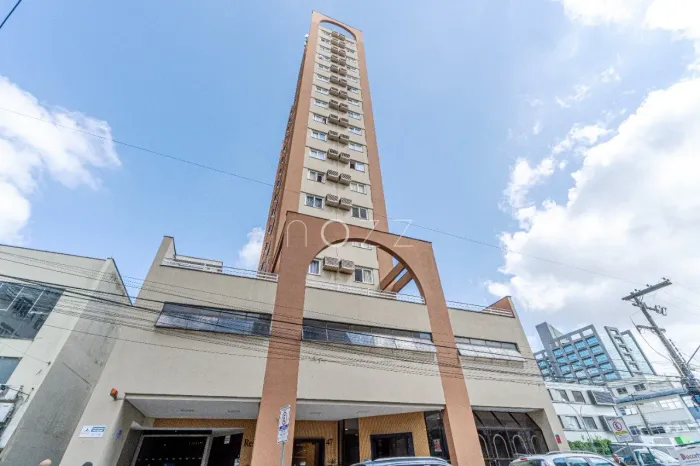 Restaurante central ao lado do Shopping Cidade das Flores.