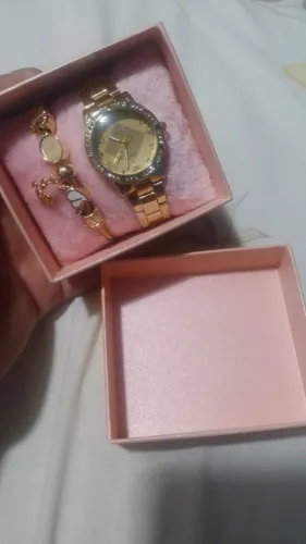 Relógio feminino novo ?