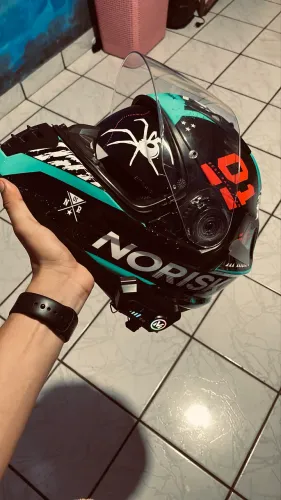 Capacete norisk tokyo