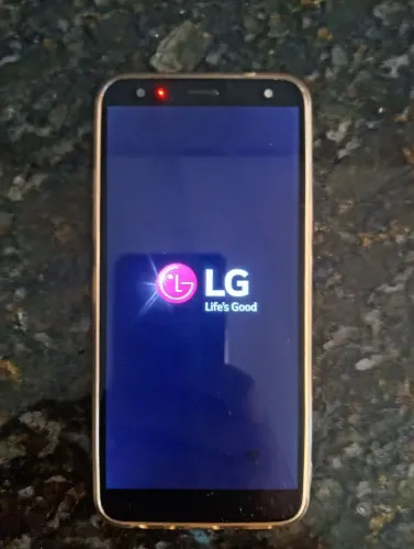 LG k12+ com uma mancha em baixo mas não afeta o touch funciona perfeitamente
