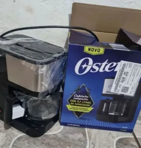 Cafeteira oster nova na caixa