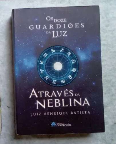 Livros Através da Neblina e a bruxa não vai para a fogueira neste livro 30,00