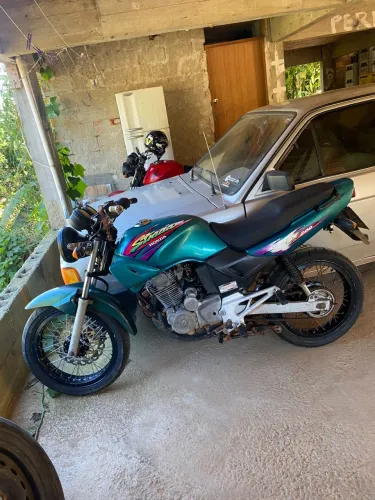 Cbx strada 200 em dia