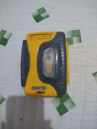 Rádio Toca-Fitas Portátil GPX C3202D - Ler Descrição Anúncio 