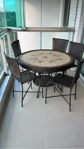 Conjunto para varanda em vime. 