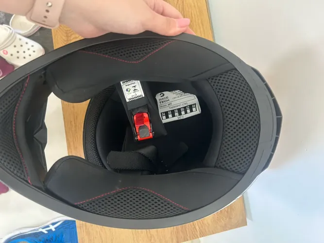 Capacete tamanho 58