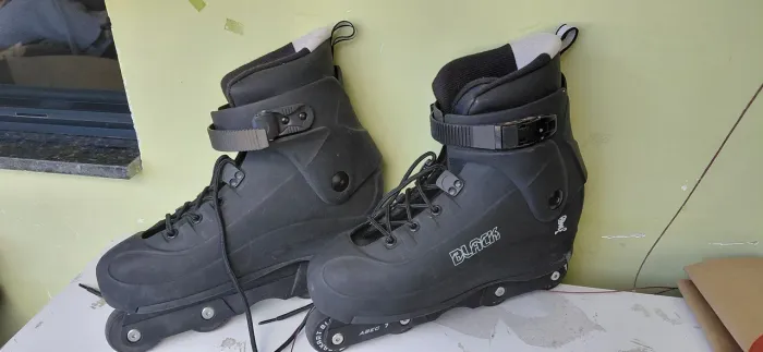Patins Traxart Black, ótimo estado. Usado poucas vezes. Tamanho 43/44
