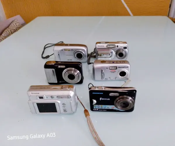 Câmeras digitais para retirada ou conserto [06 câmeras]