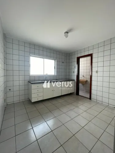 Apartamento para aluguel, 3 quartos, 1 suíte, 1 vaga, Santa Mônica - Uberlândia/MG