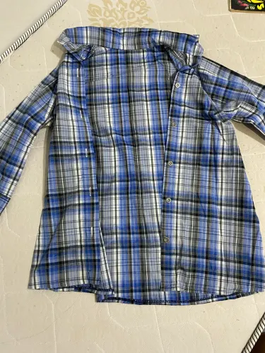 Camisa feminina xadrez azuz, branca e preta