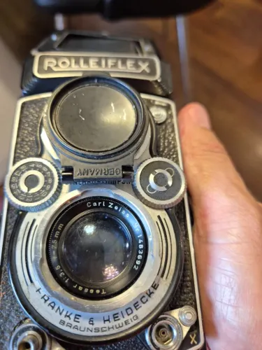 Rolleiflex Tessar 75mm f/3.5 - Câmera Alemã Vintage - Para Restauro