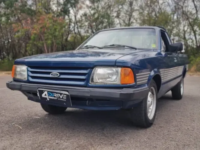 Ford Pampa L 1.8i / 1.8 (álcool) 1993
