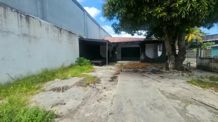 TERRENO em ótima localização, de 500m² para seu negócio se destacar!!!