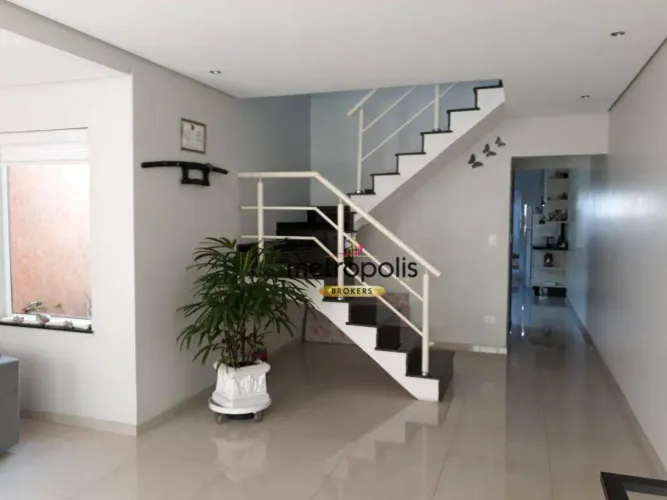 Sobrado com 3 dormitórios à venda, 293 m² por R$ 795.000,00 - Utinga - Santo André/SP