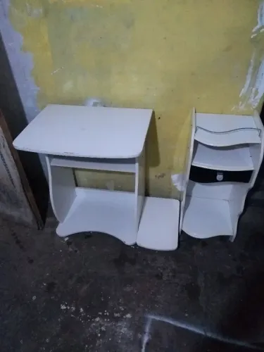 MESINHA DE CANTO (2) LEIA SÓ MESMO HOJE LEVA TUDO POR APENASTUDO