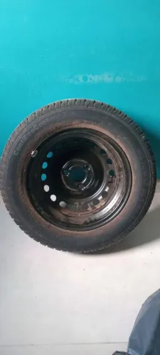 Kit Estepe Roda+Pneu Renault Kwid Novo Continental 165 70 14