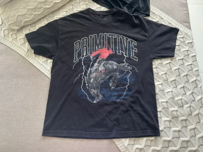 Camisa Primitive Oversized G
