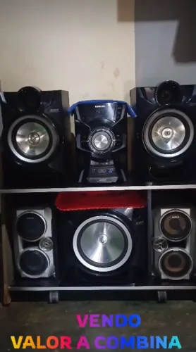 VENDO SOM, VALOR A COMBINAR