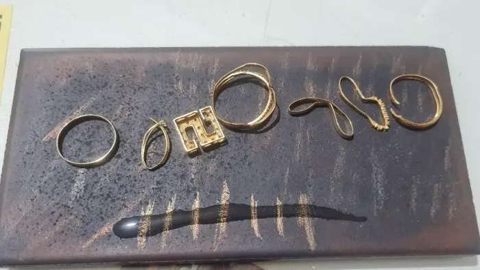 Ouro 18k amassado ou quebrado