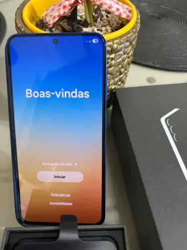 S25 azul 256gb 4 meses de Uso ainda está na garantia