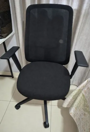 Cadeira de Escritório Giratória - Tela Mesh