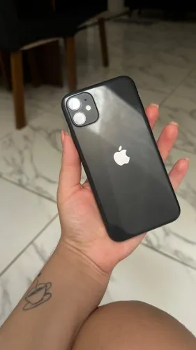 iPhone 11 64gb otimo  estado 