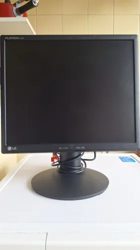 Monitor LG Flatron L1942P 19"