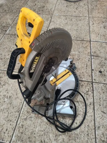 Serra Esquadria Dewalt DW-714BR 10"(254mm)