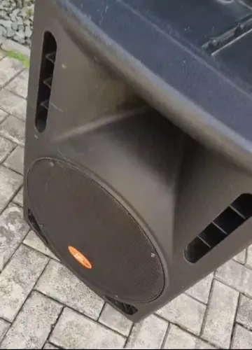 Caixa de Som Ativa