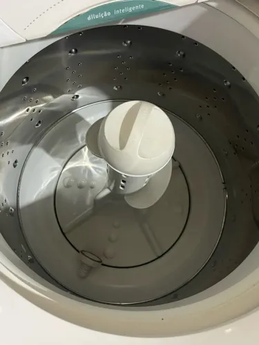 Vendo uma marquina de lava